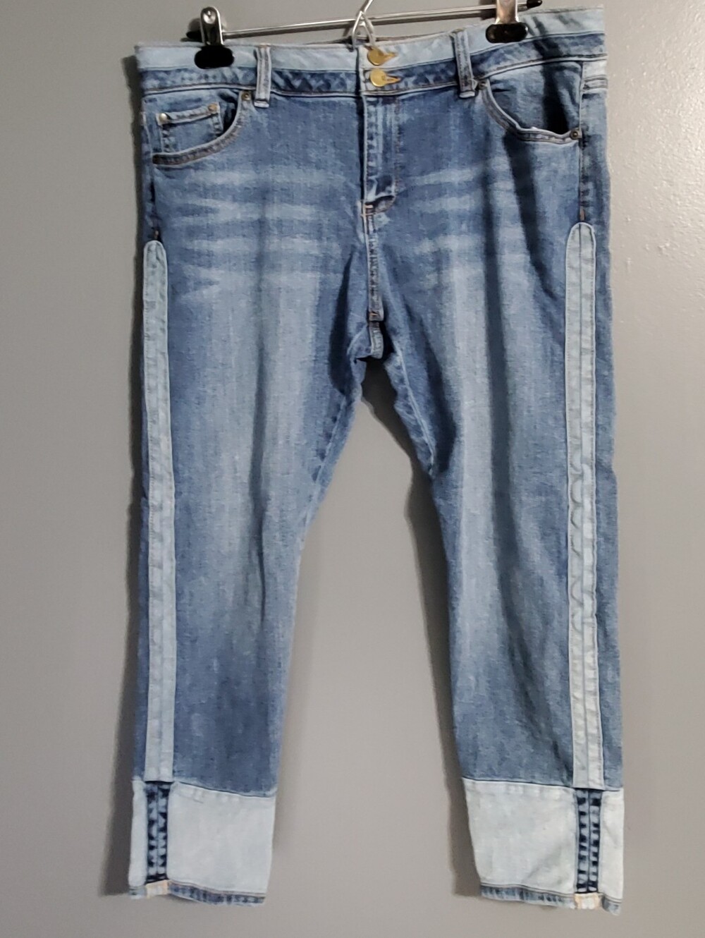 New York & Company Soho Boyfriend Jeans Two Tone Patchwork Cropped Size 14